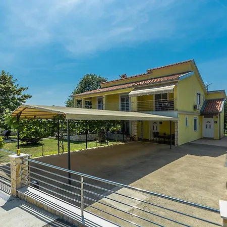 Appartement Stanic *