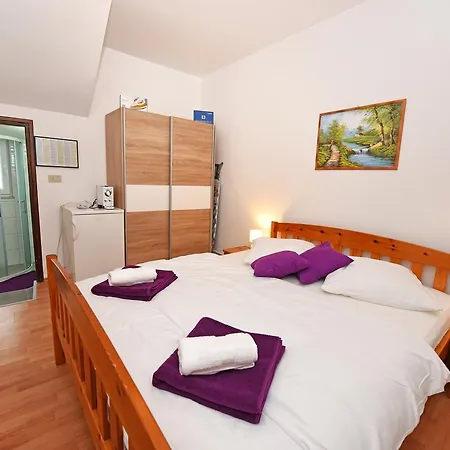 Stanic Apartman *
